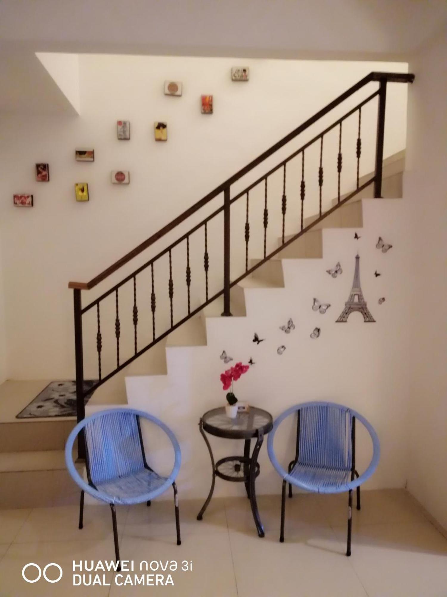 Alyaleesya Homestay Teres 伯恩仓 外观 照片
